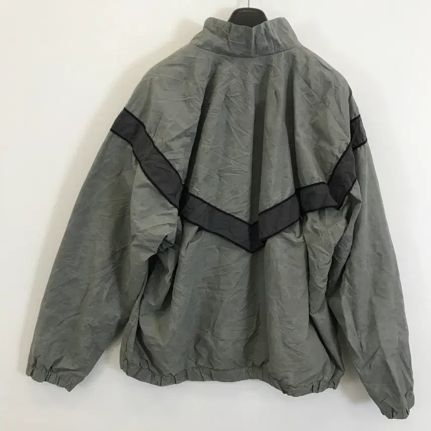 [BUNJANG] IPFU Windbreaker Jacket (Size 110-115) / 미군 IPFU 바람막이 자켓 [국내110-115]