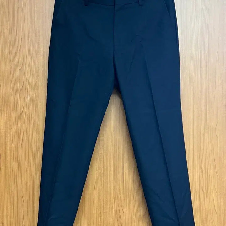 [BUNJANG] Uniqlo Wool Blend No-Tuck Pants (Navy, 85) / [유니클로] 울블렌드 노턱 팬츠(네이비, 85)