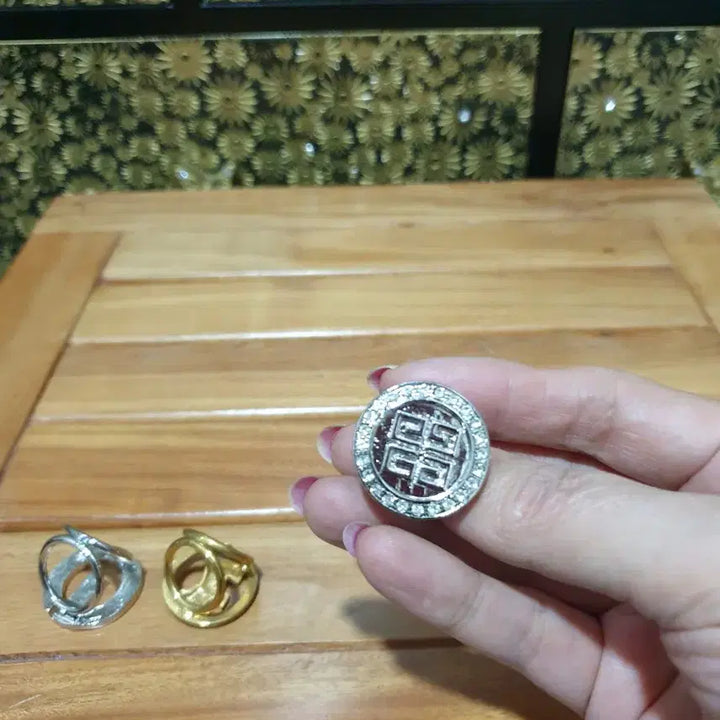 [BUNJANG] Scarf Ring Set / 스카프 고정고리 스카프링 총3개/옷고정집게세트1개 총4개