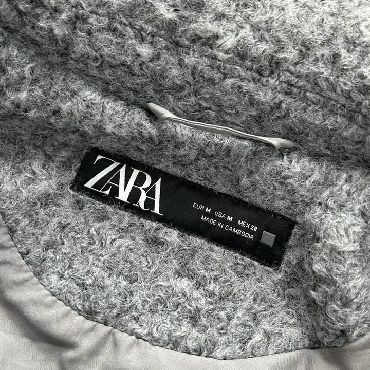 [BUNJANG] ZARA Boucle Bomber Jacket / 자라 부클레 봄버자켓