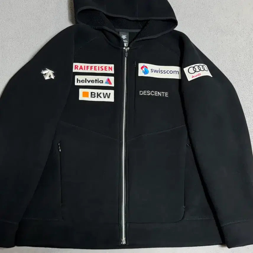 [BUNJANG] Descente Audi Fleece Jacket / L 100 데상트 아우디 콜라보한정 후리스 자켓