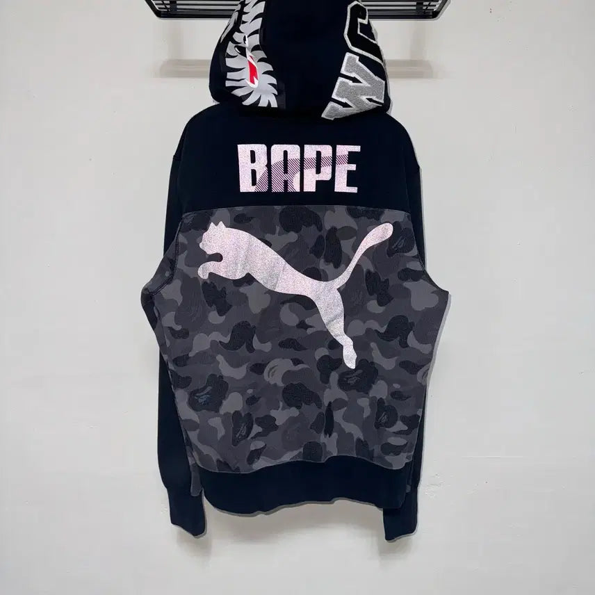 [BUNJANG] Puma x BAPE Shark Hoodie Zip-up (Black) M / 푸마 x 베이프 샤크 후드집업 흑계 M