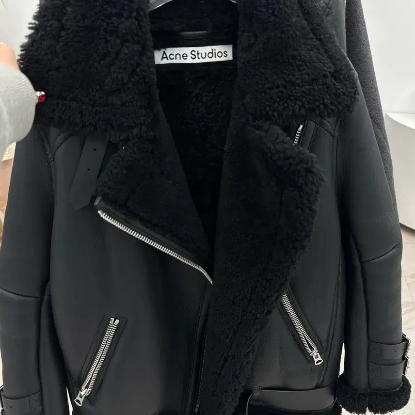 [BUNJANG] Acne Studios Velocity Shearling Jacket / 아크네 스튜디오 벨로시티 무스탕