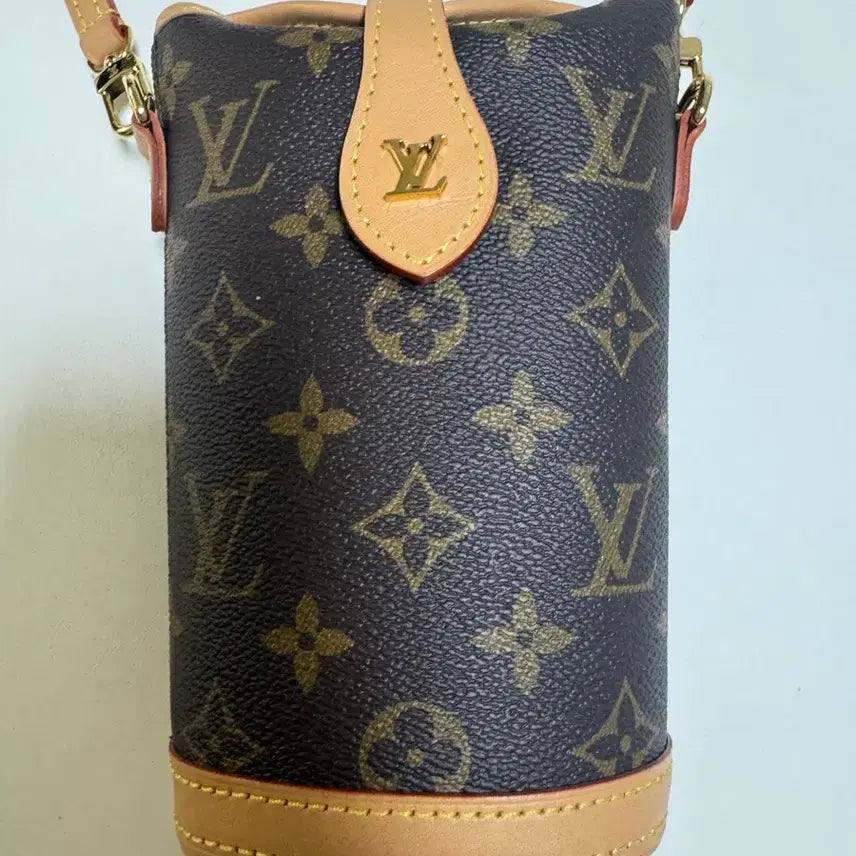 [BUNJANG] Louis Vuitton Pouch Monogram / 루이비통 폴드 미 파우치 모노그램