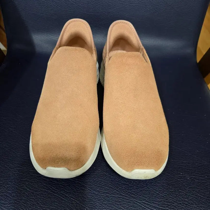 [SOLD OUT] 스케쳐스 슬립인스 240