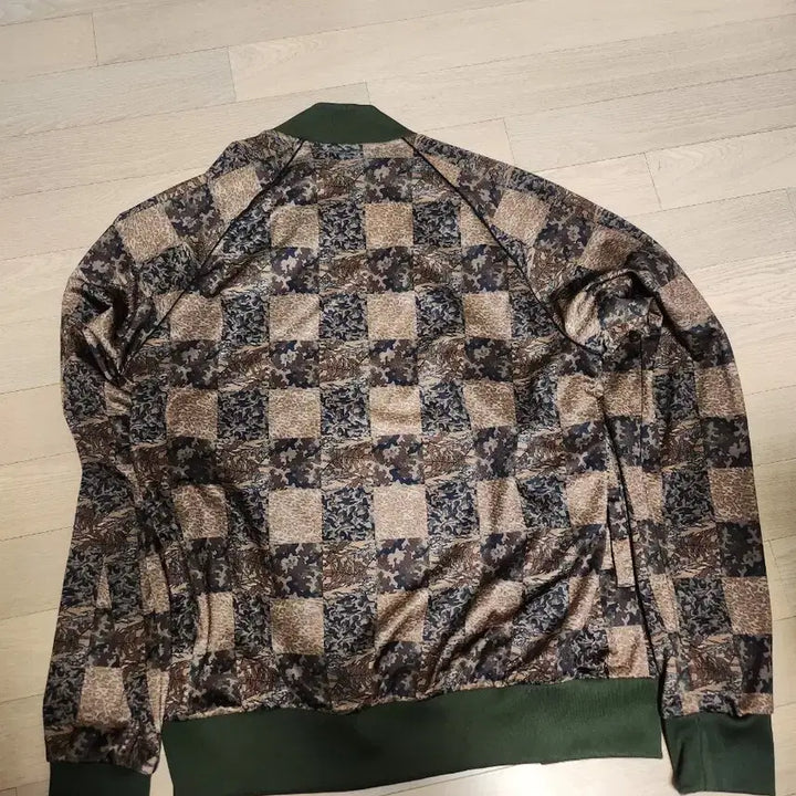 [BUNJANG] Adidas Camo Pattern Track Jacket / 아디다스 카모 패턴 트랙 자켓
