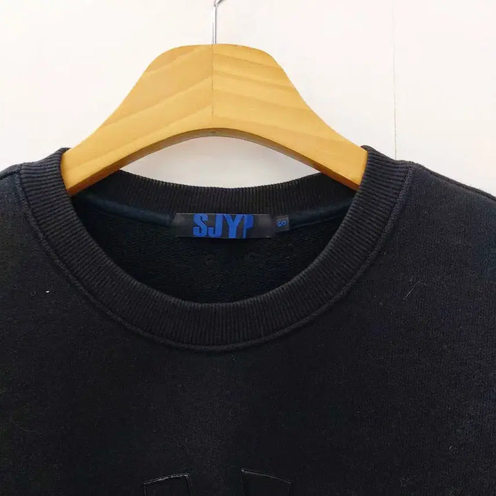 [BUNJANG] SJYP Black Sweatshirt T-shirt / SJYP 블랙 맨투맨 티셔츠 55~66