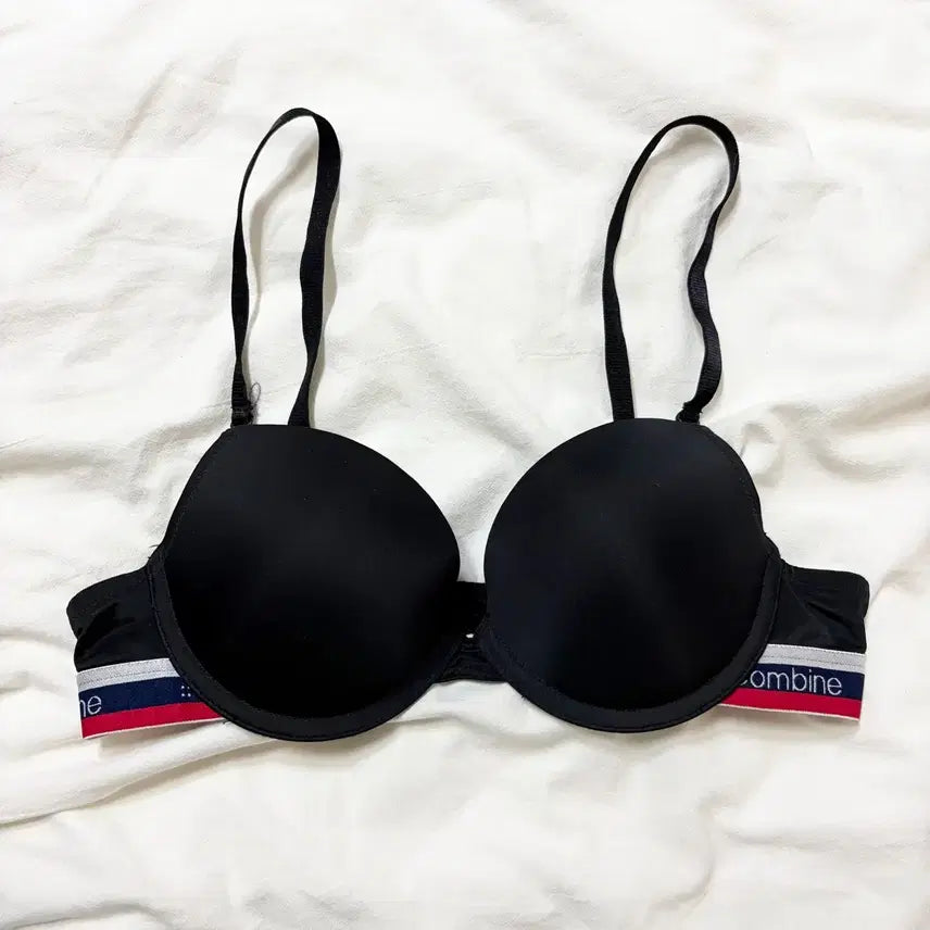 [BUNJANG] Codes Combine Wire Bra (70B) / [새상품] 코데즈컴바인 와이어 브라 속옷 (70B)