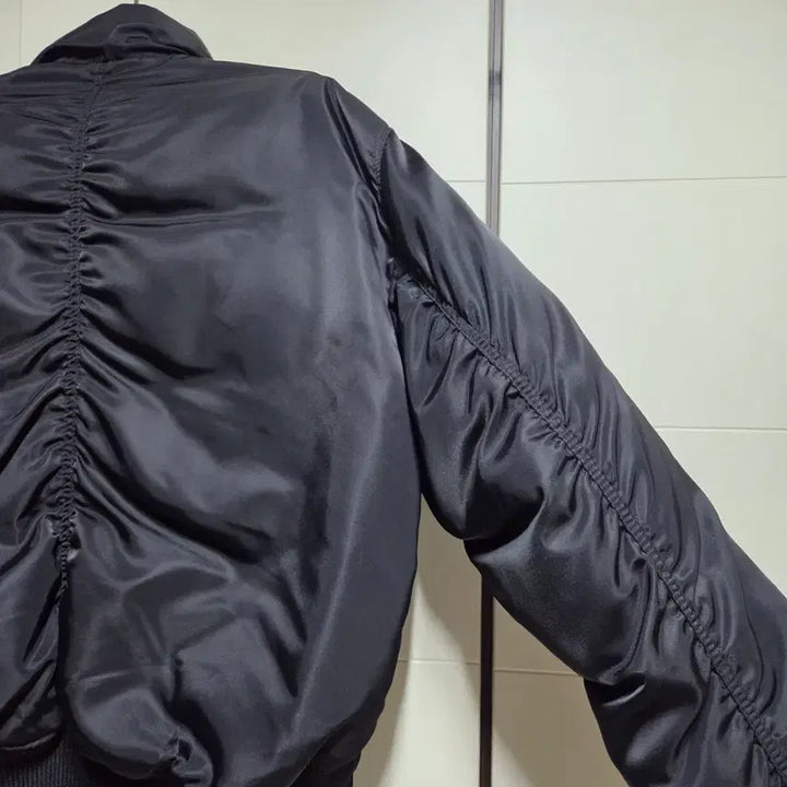 [BUNJANG] Cour Stand Collar Neck Down Puffer / 쿠어 스탠드 칼라 넥 다운 푸퍼 S사이즈