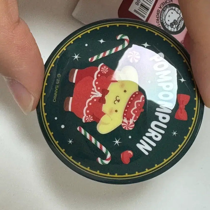 [BUNJANG] Sanrio Pompompurin Sweet Holiday Pin Badge / 산리오 폼폼푸린 핀뱃지 스위트홀리데이