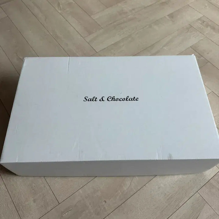 [SOLD OUT] 솔트앤초콜릿 러스티 와이드 부츠