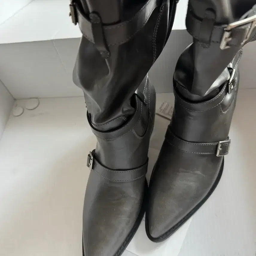 [SOLD OUT] 솔트앤초콜릿 러스티 와이드 부츠