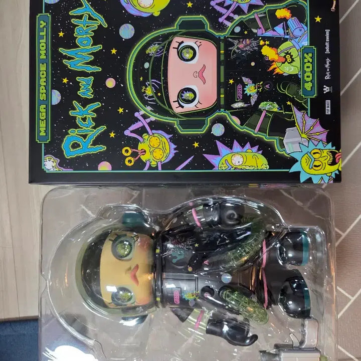 [SOLD OUT] 스페이스몰리 400% 릭앤몰티