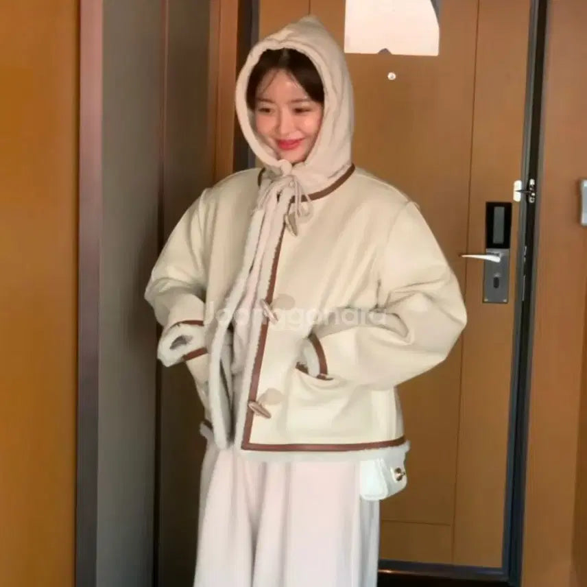 [BUNJANG] Bycinnie Mustang / 바이씨니 제작 떡볶이양면 무스탕 바이씨니 제작무스탕