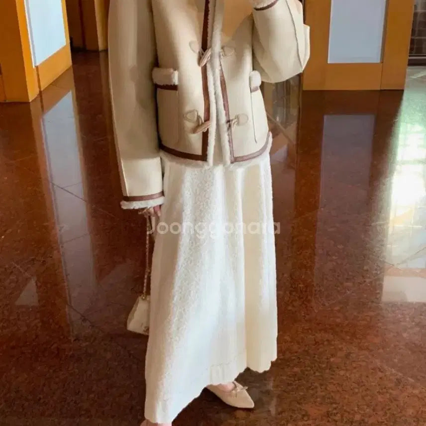 [BUNJANG] Bycinnie Mustang / 바이씨니 제작 떡볶이양면 무스탕 바이씨니 제작무스탕