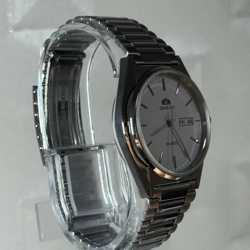[BUNJANG] Orient Quartz Men's Wristwatch Day-Date / 오리엔트 (Orient) 쿼츠 남성 손목시계 데이데이트