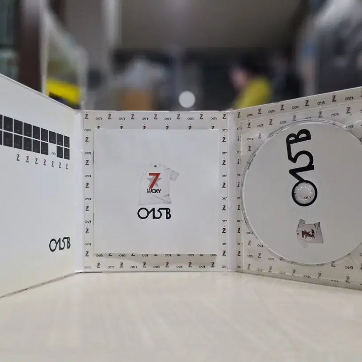 [SOLD OUT] 공일오비 015B Lucky 7 앨범 싸인 CD 비매