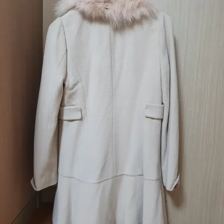 [BUNJANG] On &amp; On Fox Fur Coat Beige / On &amp; On 폭스 퍼 코트 베이지