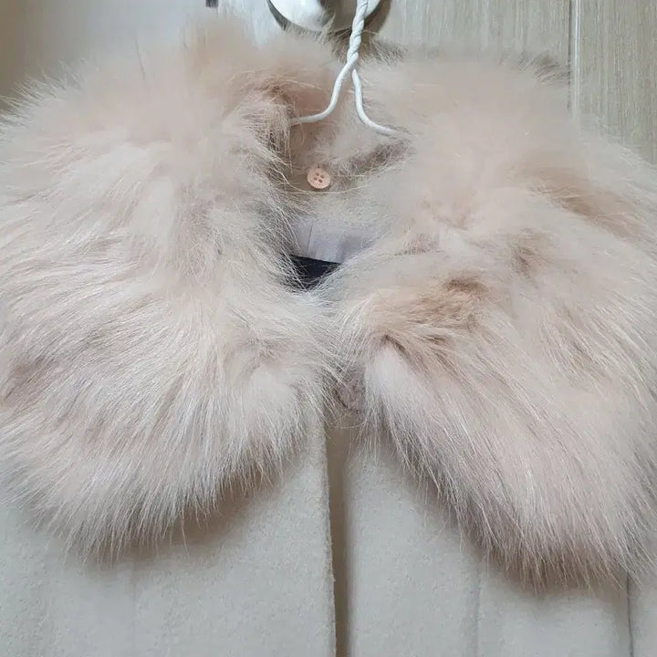 [BUNJANG] On &amp; On Fox Fur Coat Beige / On &amp; On 폭스 퍼 코트 베이지