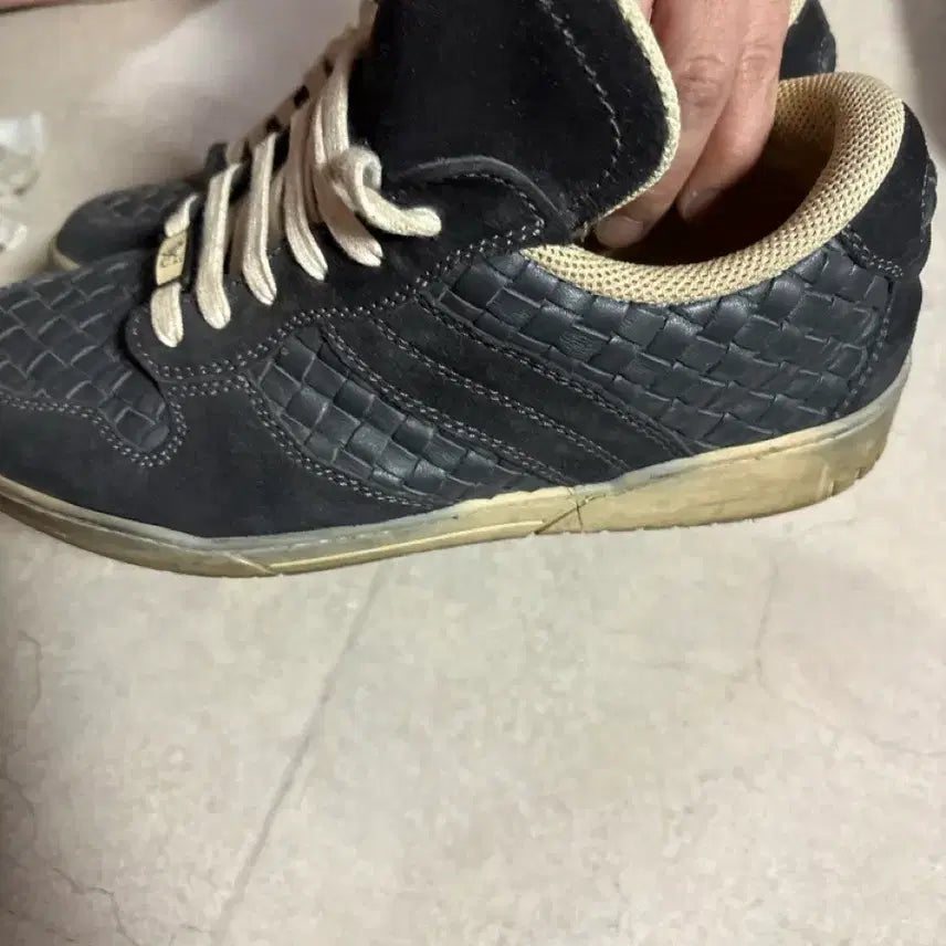 [BUNJANG] Bottega Veneta Leather Sneakers / 정품 보테가베네타 가죽 스니커즈 팝니다