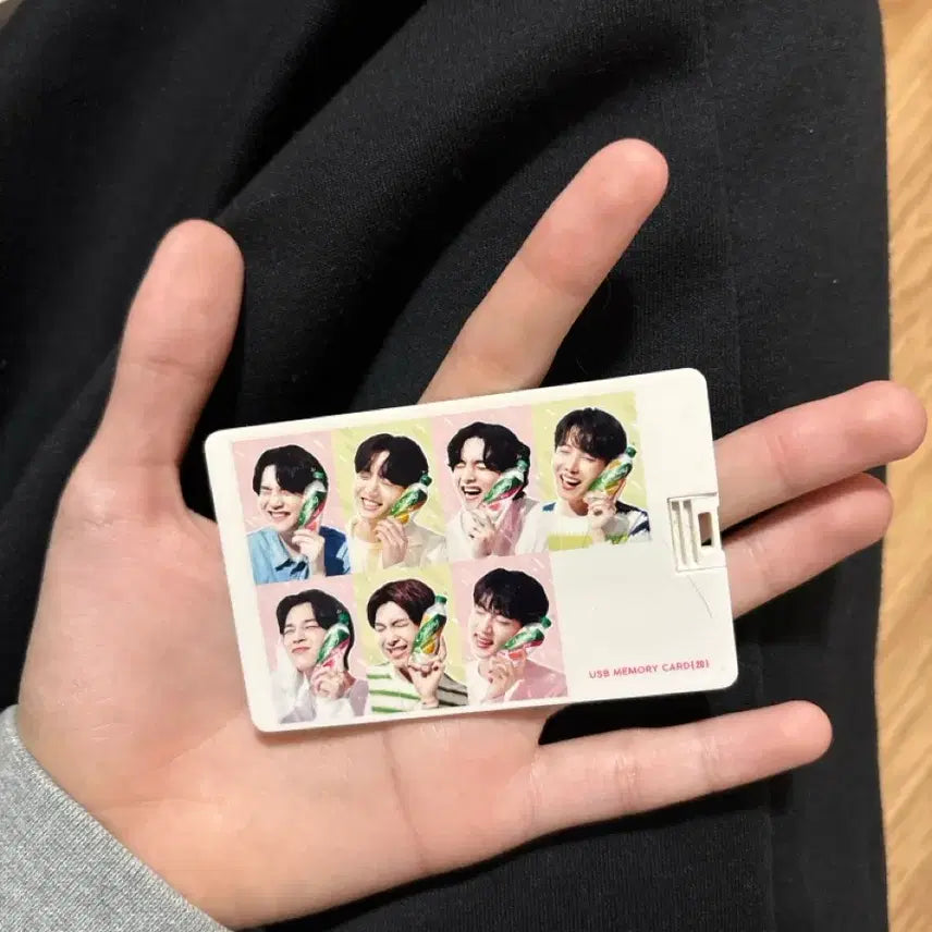 BTS 방탄소년단 x 칠성사이다 콜라보 USB 메모리카드 2G 팝니다