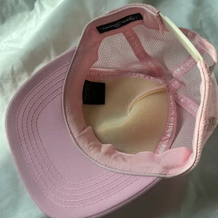 [BUNJANG] Hysteric Glamour Archive Puck Bear Pink Mesh Cap / 히스테릭 글래머 아카이브 퍽베어 딸기우유 베이비핑크 색 메쉬 캡 모자