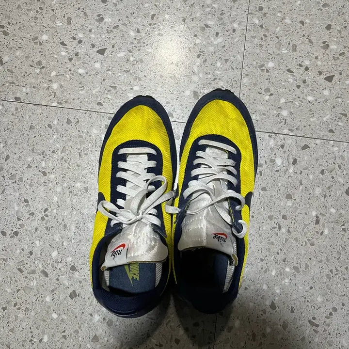 [BUNJANG] Nike Tailwind 79 Yellow Navy (Size 280) / 나이키 테일윈드 79 옐로우 네이비 280
