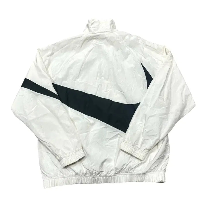 [BUNJANG] Nike Big Swoosh White and Black Woven Windbreaker / (바배) 나이키 빅스우시 흰검 우븐 바람막이