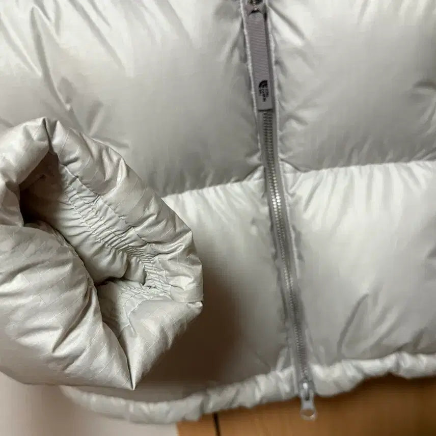 [BUNJANG] The North Face Novelty Nuptse Ice Gray Jacket / 노스페이스 화이트라벨 노벨티 눕시 아이스그레이 S