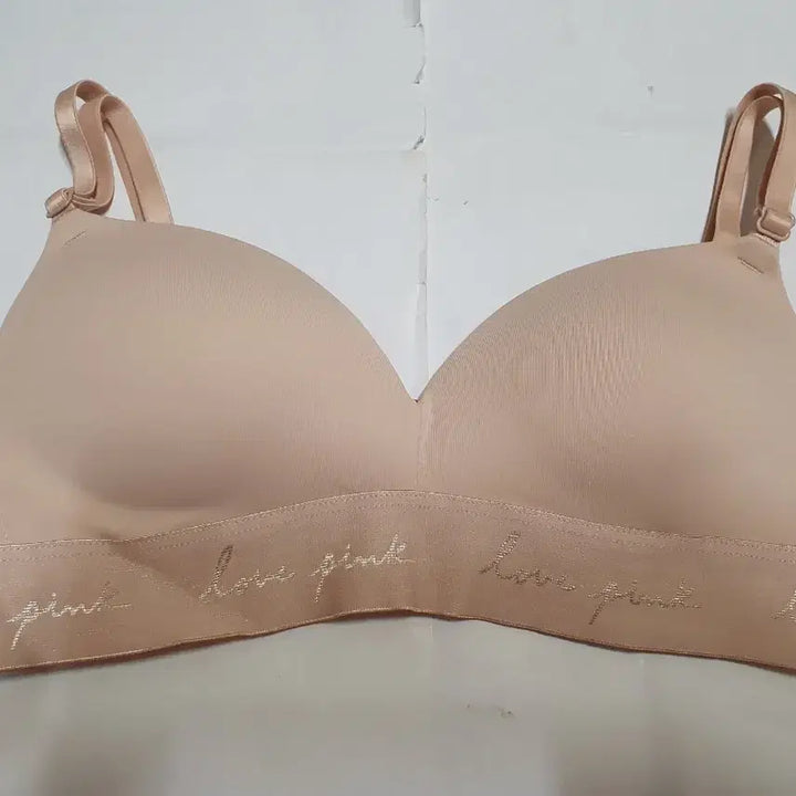 [SOLD OUT] 빅토리아 시크릿 pink 노와이어 푸쉬업 브라 32A
