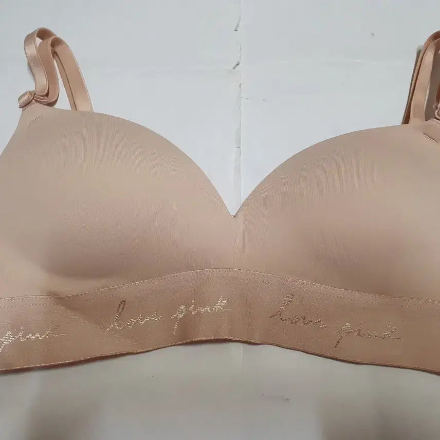 [SOLD OUT] 빅토리아 시크릿 pink 노와이어 푸쉬업 브라 32A