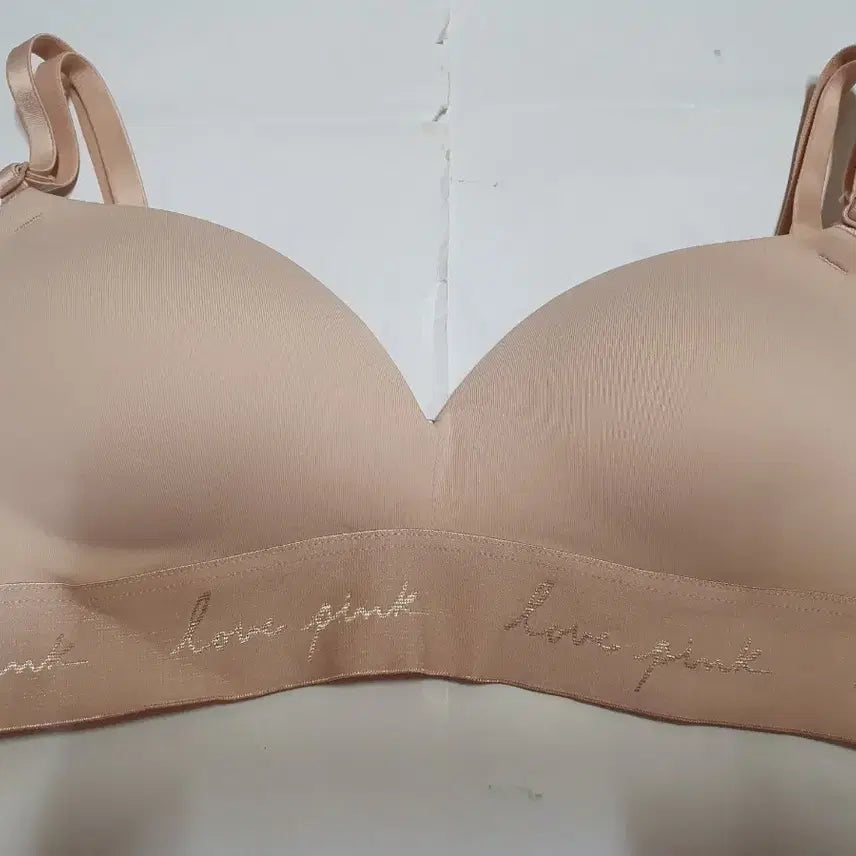 [SOLD OUT] 빅토리아 시크릿 pink 노와이어 푸쉬업 브라 32A