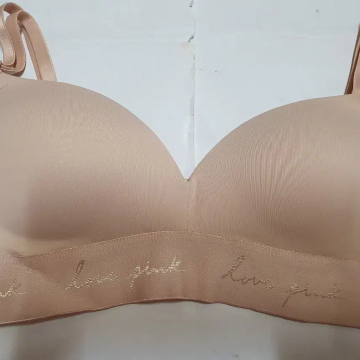 [SOLD OUT] 빅토리아 시크릿 pink 노와이어 푸쉬업 브라 32A