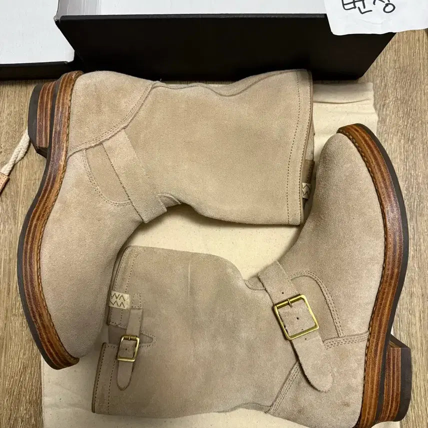 [BUNJANG] Visvim T.W.O Boots Folk Sand M9 / 국내배송[M9]비즈빔23SS T.W.O Boots 투부츠 샌드 엔지니어