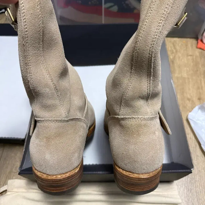 [BUNJANG] Visvim T.W.O Boots Folk Sand M9 / 국내배송[M9]비즈빔23SS T.W.O Boots 투부츠 샌드 엔지니어