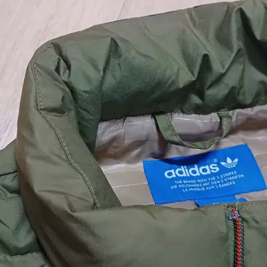 [SOLD OUT] 아디다스 여성 카모 패딩조끼