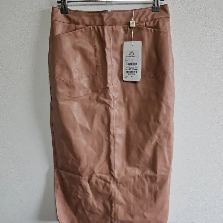 [BUNJANG] Imvely Leather Skirt / 임블리 레더 스커트 (새상품)