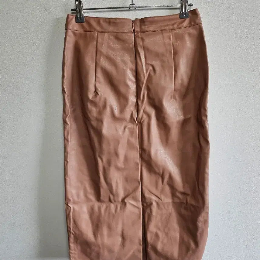 [BUNJANG] Imvely Leather Skirt / 임블리 레더 스커트 (새상품)