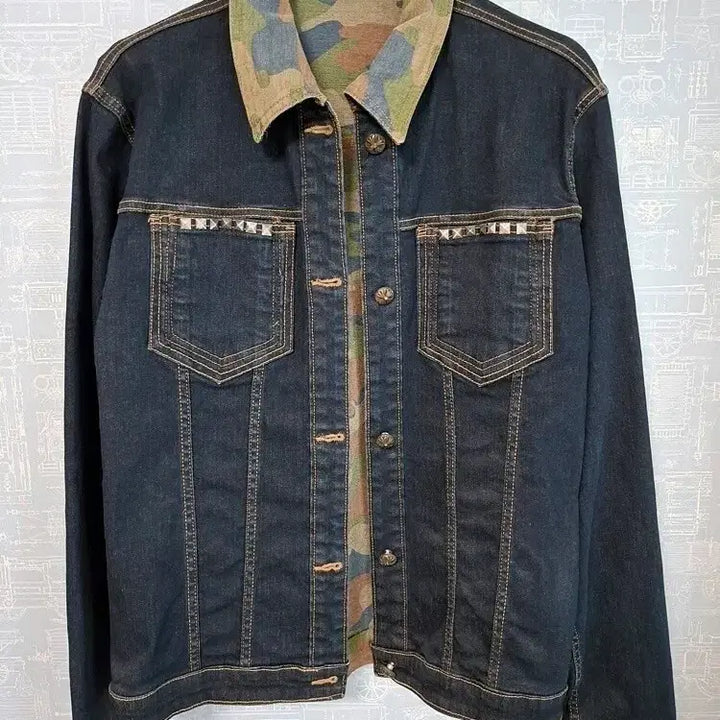 [BUNJANG] Reversible Studded Denim Jacket / 새상품 리버시블 양면디자인 생지스판 스터드 데님자켓