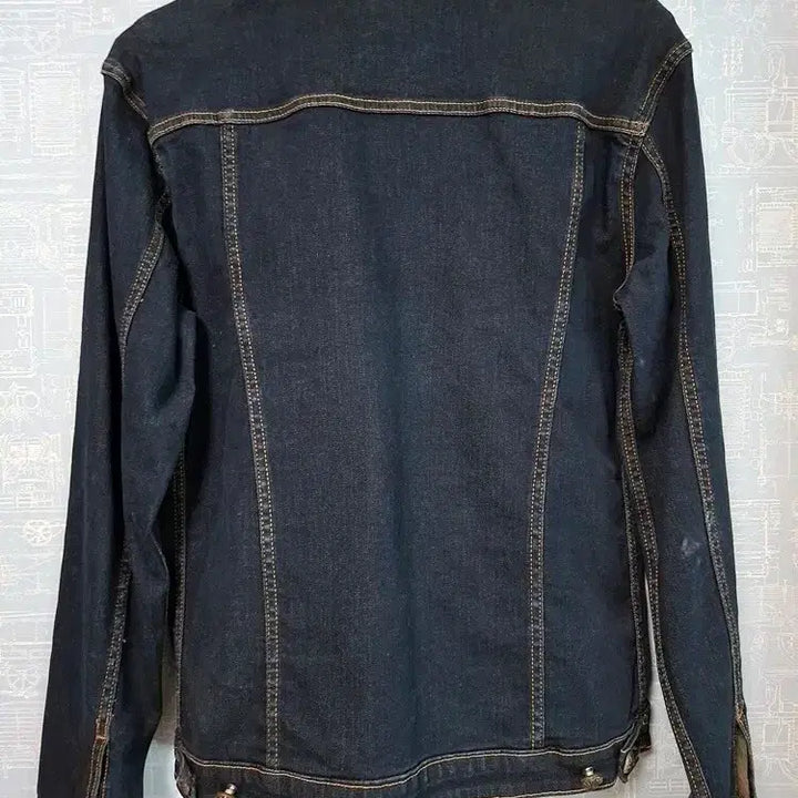 [BUNJANG] Reversible Studded Denim Jacket / 새상품 리버시블 양면디자인 생지스판 스터드 데님자켓