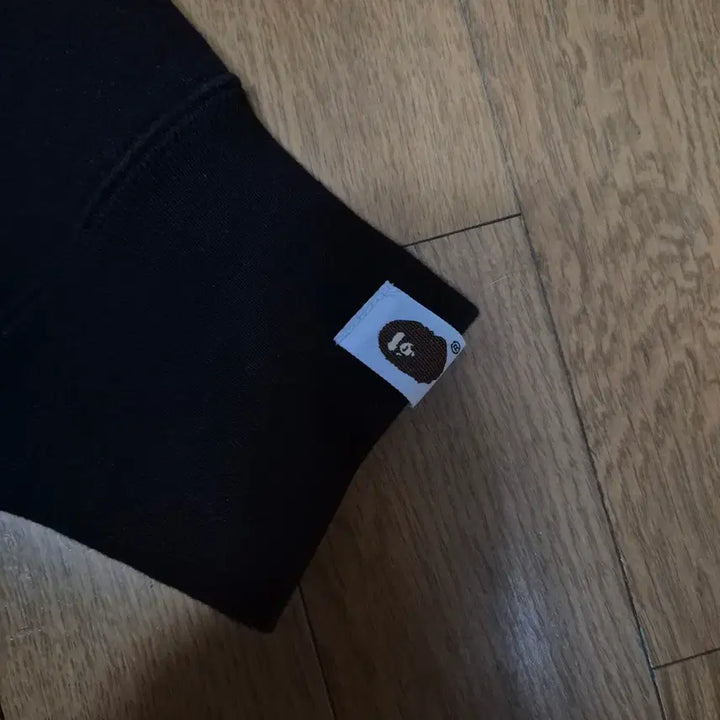 [BUNJANG] BAPE College Sweatshirt L / (정품) 베이프 컬리지 맨투맨 L (명품 남자 여자 티셔츠 후드)