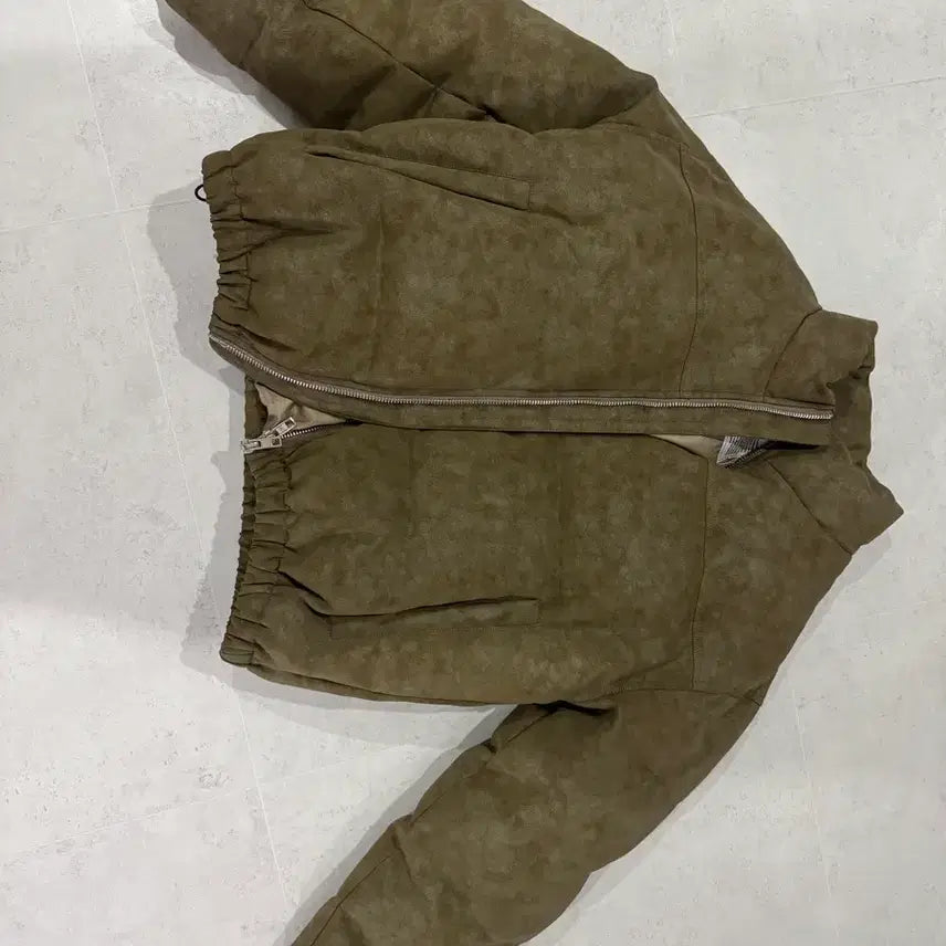 [BUNJANG] Ument Hotdog Padded Jacket - Khaki / 유먼트 핫덕 패딩 카키
