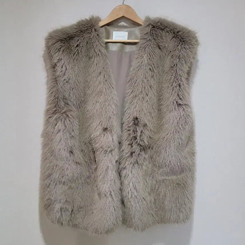 [BUNJANG] J.Fit Endorphin Fur Vest / (새상품)제이핏 엔돌핀 퍼 베스트