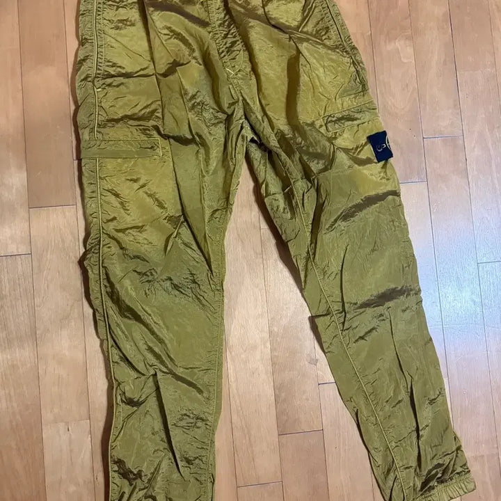 [BUNJANG] Stone Island Nylon Metal Cargo Pants / (새제품) 스톤아일랜드 나일론 메탈 카고 바지