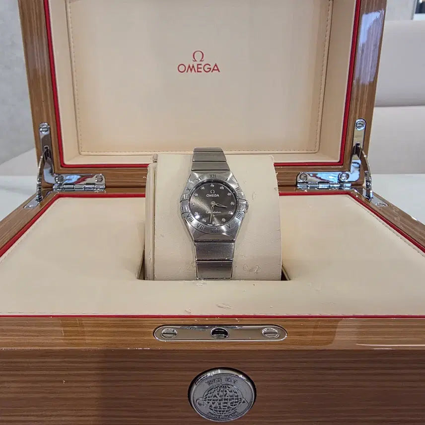 [BUNJANG] Omega Constellation Steel Black 10P 25mm Watch / 오메가 컨스틸레이션 스틸 블랙10P 131.10.25.60.56.001