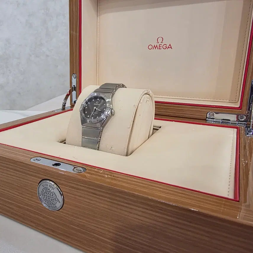 [BUNJANG] Omega Constellation Steel Black 10P 25mm Watch / 오메가 컨스틸레이션 스틸 블랙10P 131.10.25.60.56.001