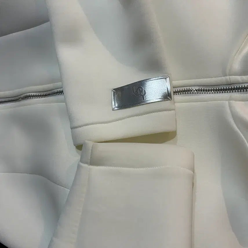 [BUNJANG] Leey White Crop Jacket / Leey 화이트 크롭 자켓