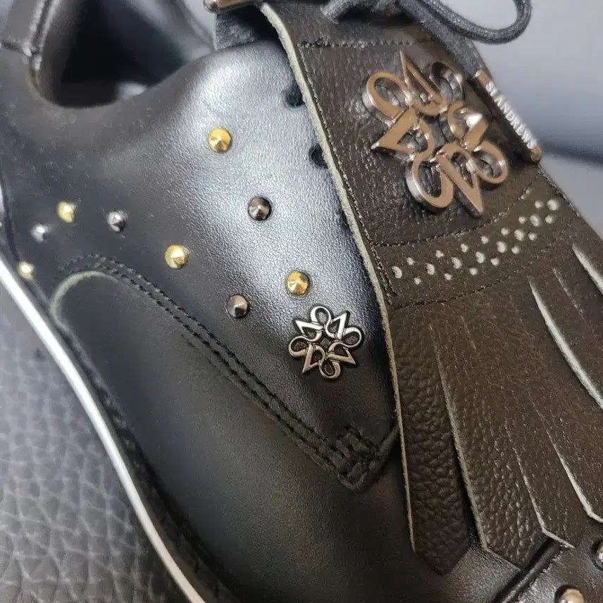 [BUNJANG] St. Andrews Women's Golf Shoes (230) / 세인트앤드류스 골프화 여성 태슬 장식 스파이크리스 230 (새상품)