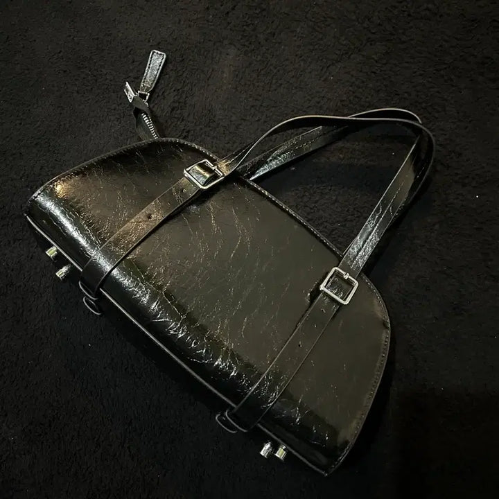 [BUNJANG] Takeapicture Gallery Shop Black Floral Pattern Shoulder Bag / Takeapicture Gallery Shop 블랙 플라워 패턴 숄더백