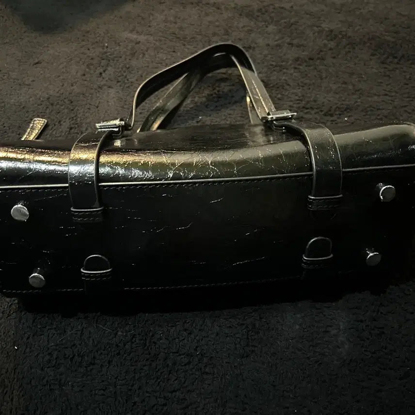 [BUNJANG] Takeapicture Gallery Shop Black Floral Pattern Shoulder Bag / Takeapicture Gallery Shop 블랙 플라워 패턴 숄더백